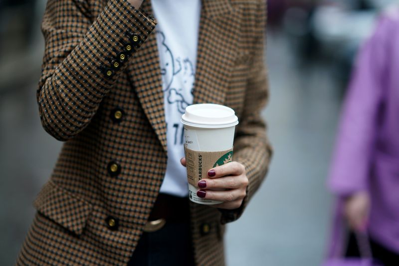 Trouver le meilleur café chaud chez Starbucks signifie réduire le menu complet.